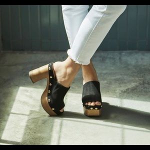 VINCE CAMUTO
JECKIMA PLATFORM MULE